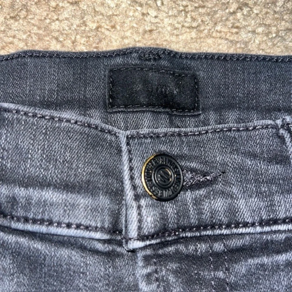 Mother The‎ Hustler Ankle Fray High Rise Flare Jeans Not Guilty 26